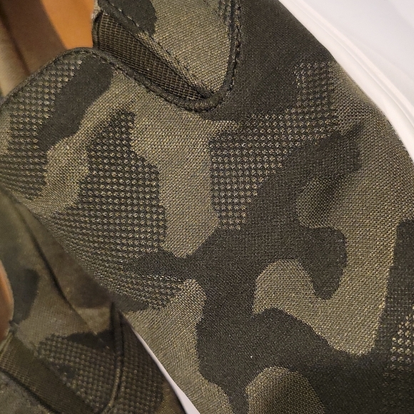 Steve Madden Slip-on Sneaker - Picture 5 of 8